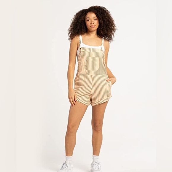 Billabong Women's Wild Pursuit Short Overall Light Blue Size Medium - Picture 3 of 6